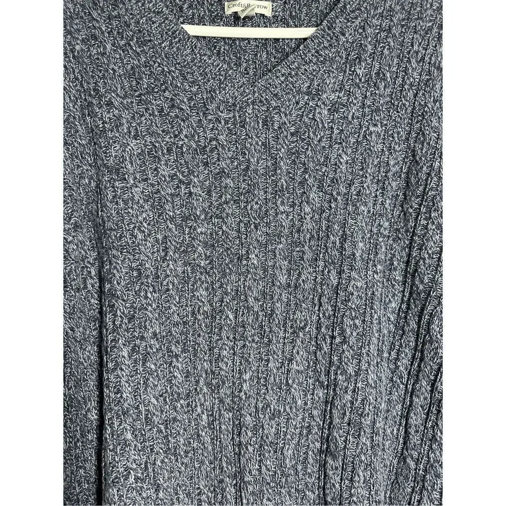 croft & barrow Blue V-Neck Cable Knit Sweater - fits more like a 1x